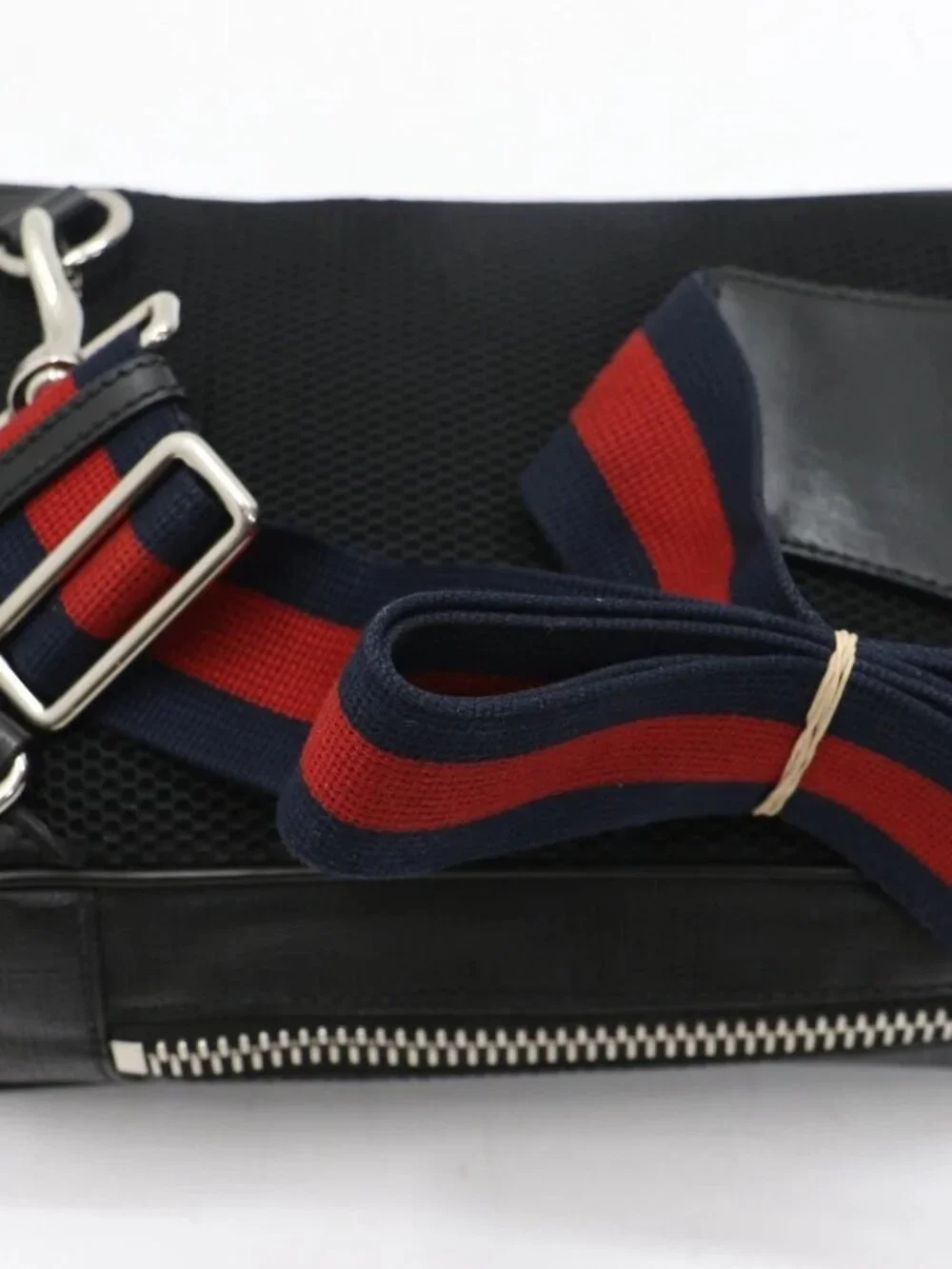 GUCCI GG Supreme Sling Backpack Belt Bag Sherry Line - Black